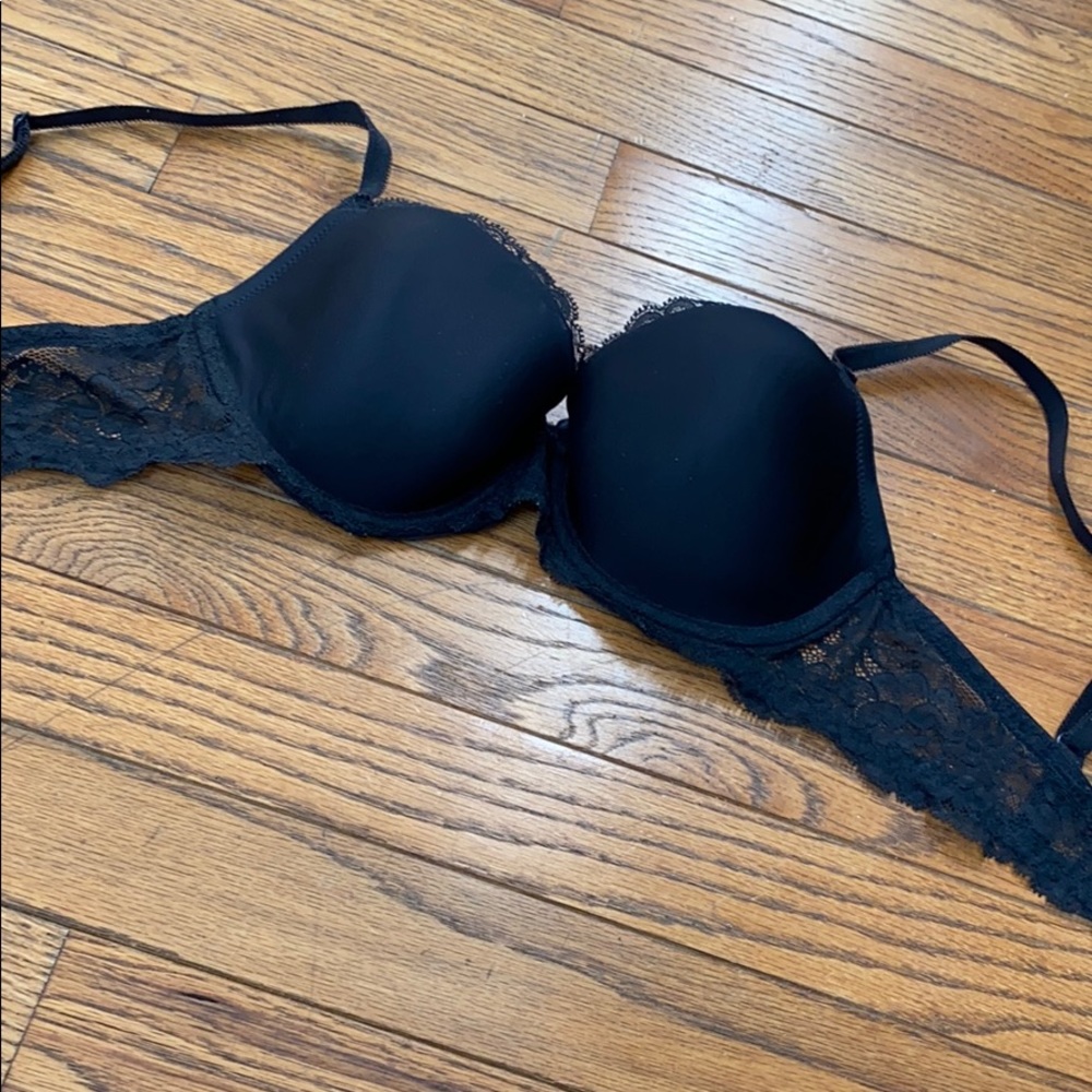 Victoria secret black lace bra 🖤